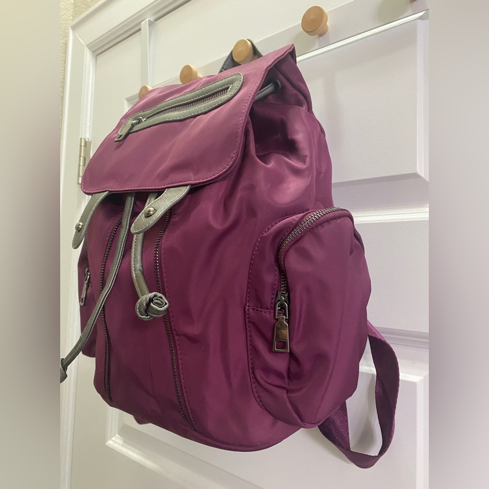 Olive Threadz Drawstring Backpack - Picture 4 of 10